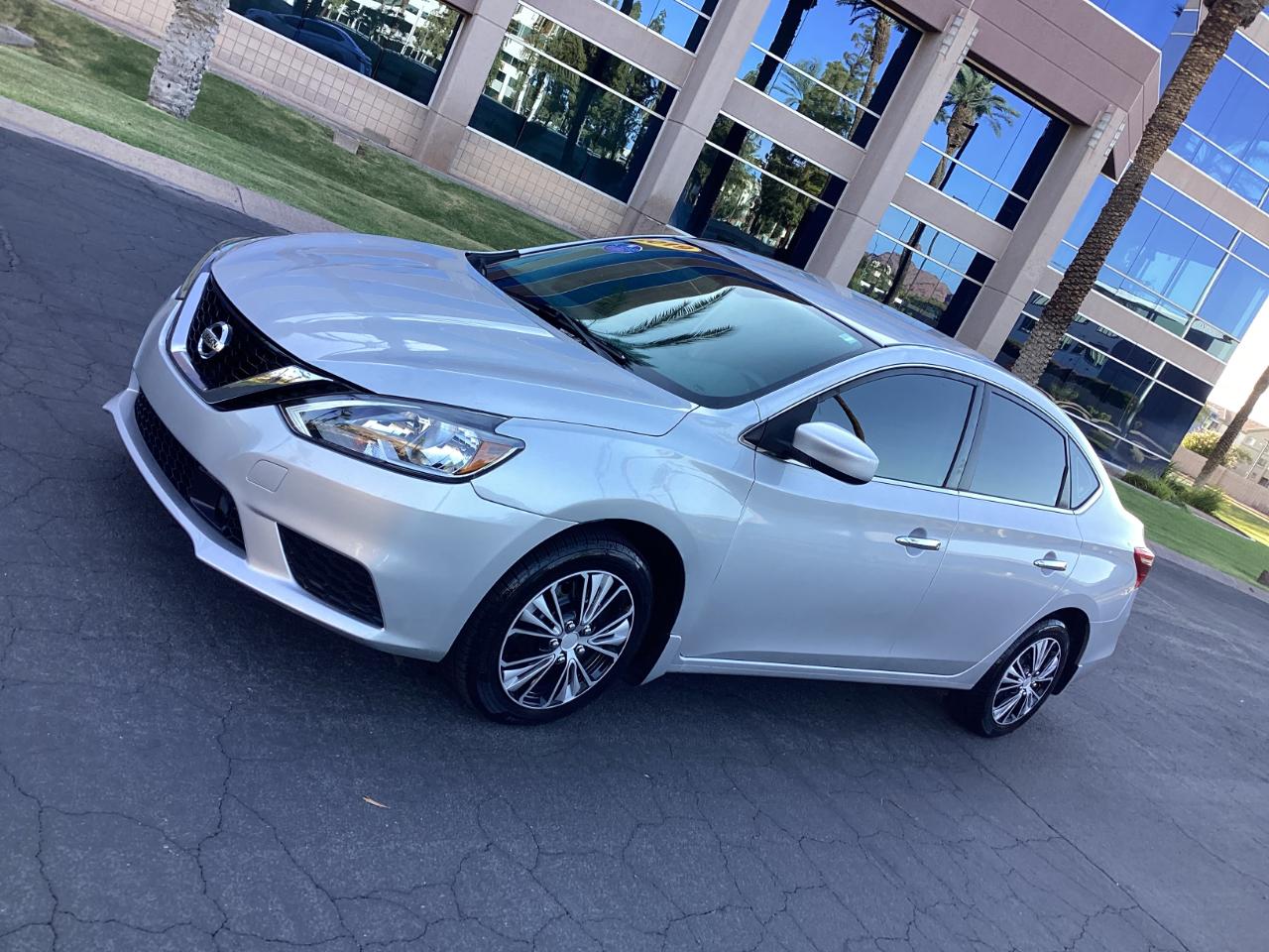 Nissan Sentra S CVT 2019