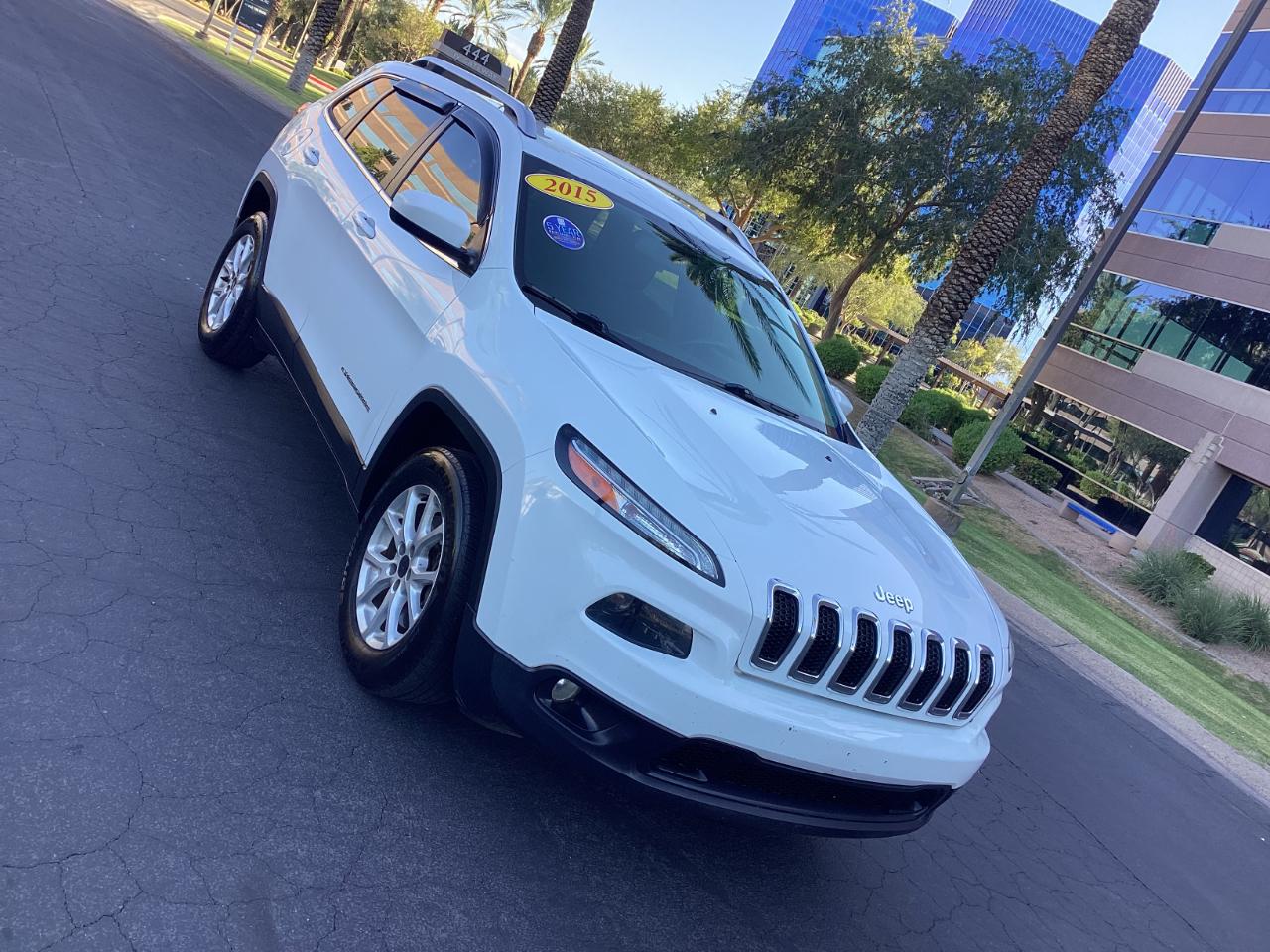 Jeep Cherokee Latitude 4WD 2015