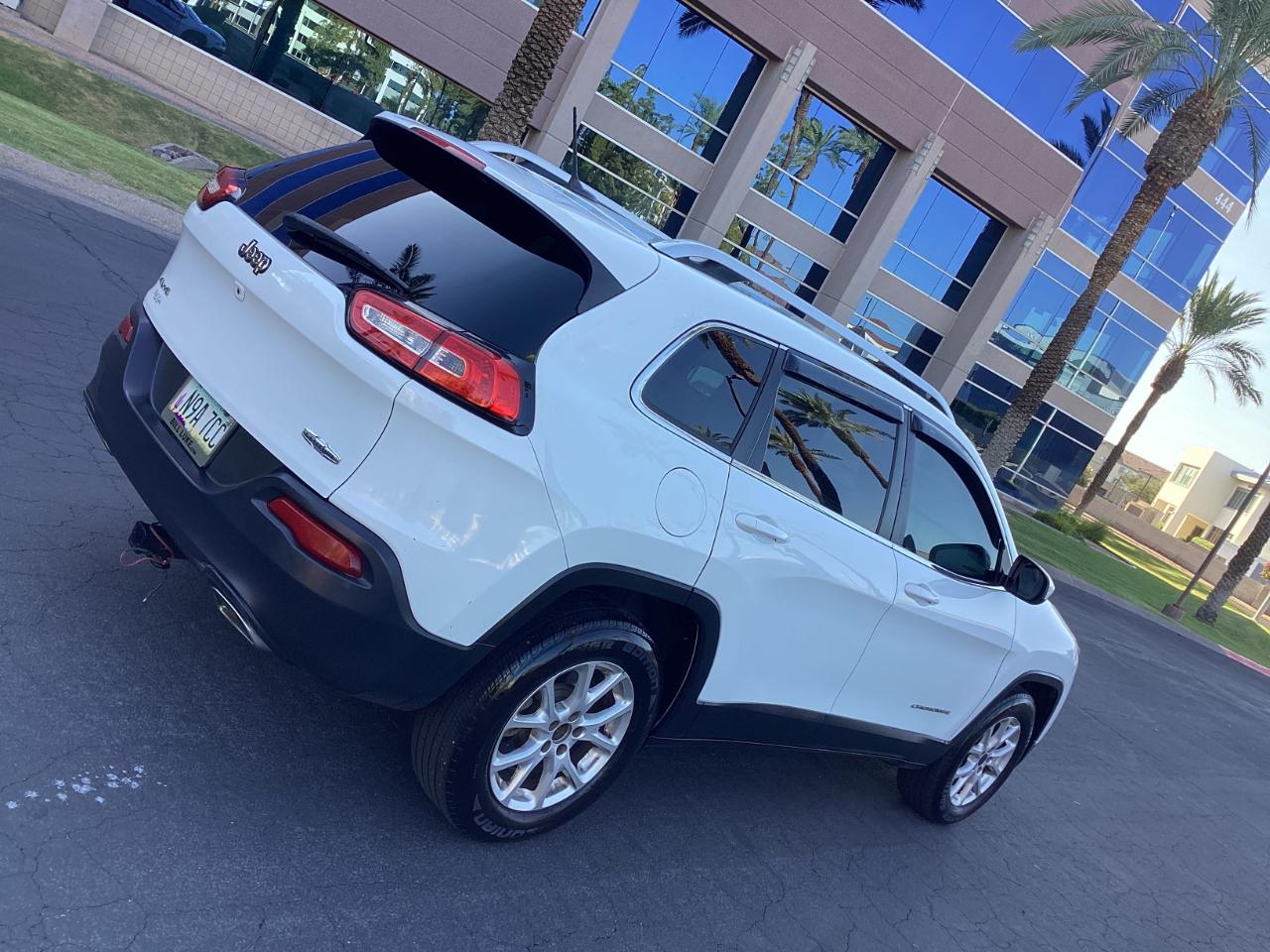 Jeep Cherokee Latitude 4WD 2015