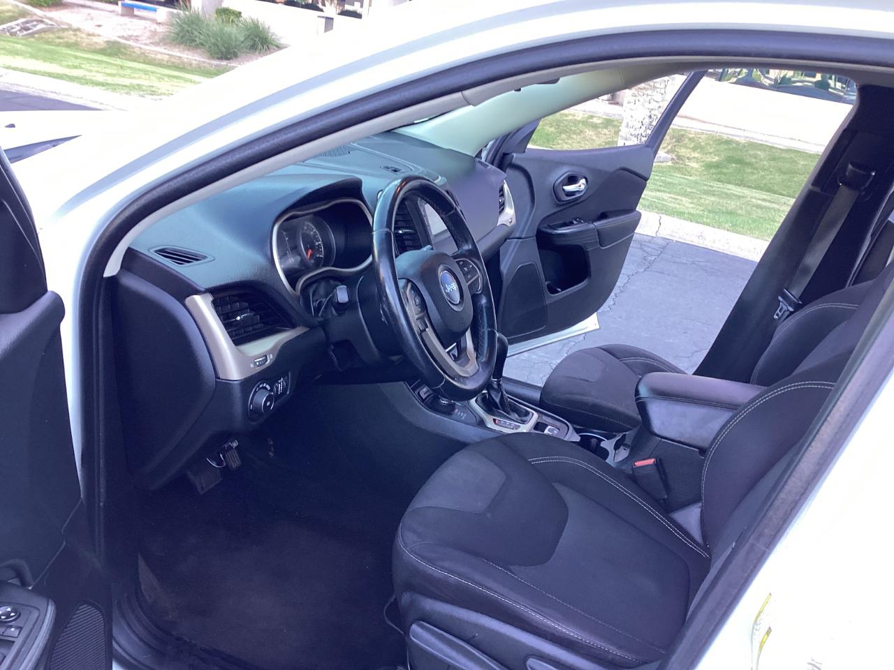 Jeep Cherokee Latitude 4WD 2015