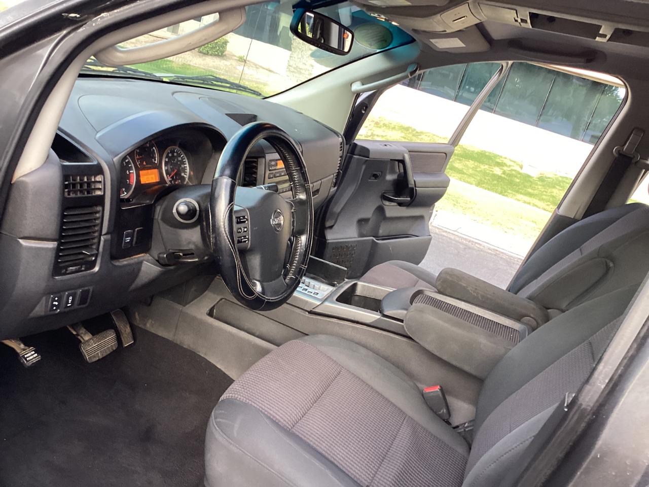 Nissan Titan LE Crew Cab 2WD SWB 2008