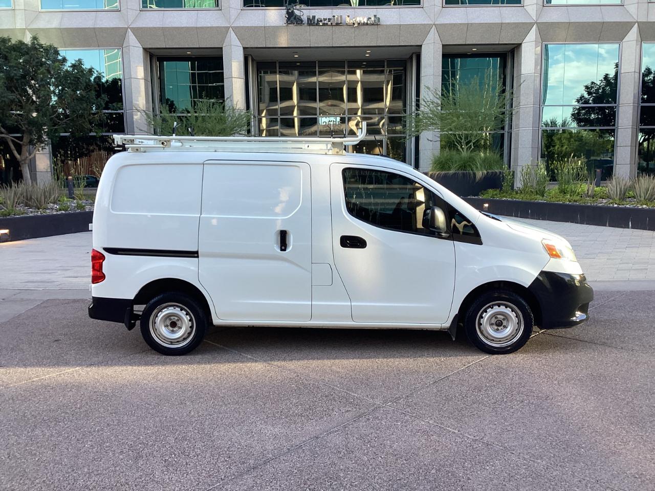 Nissan NV200 SV 2015