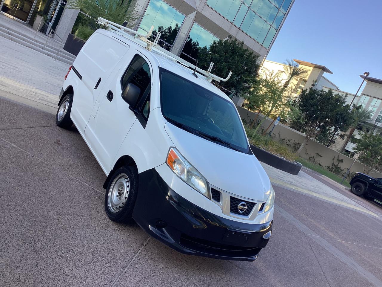 Nissan NV200 SV 2015