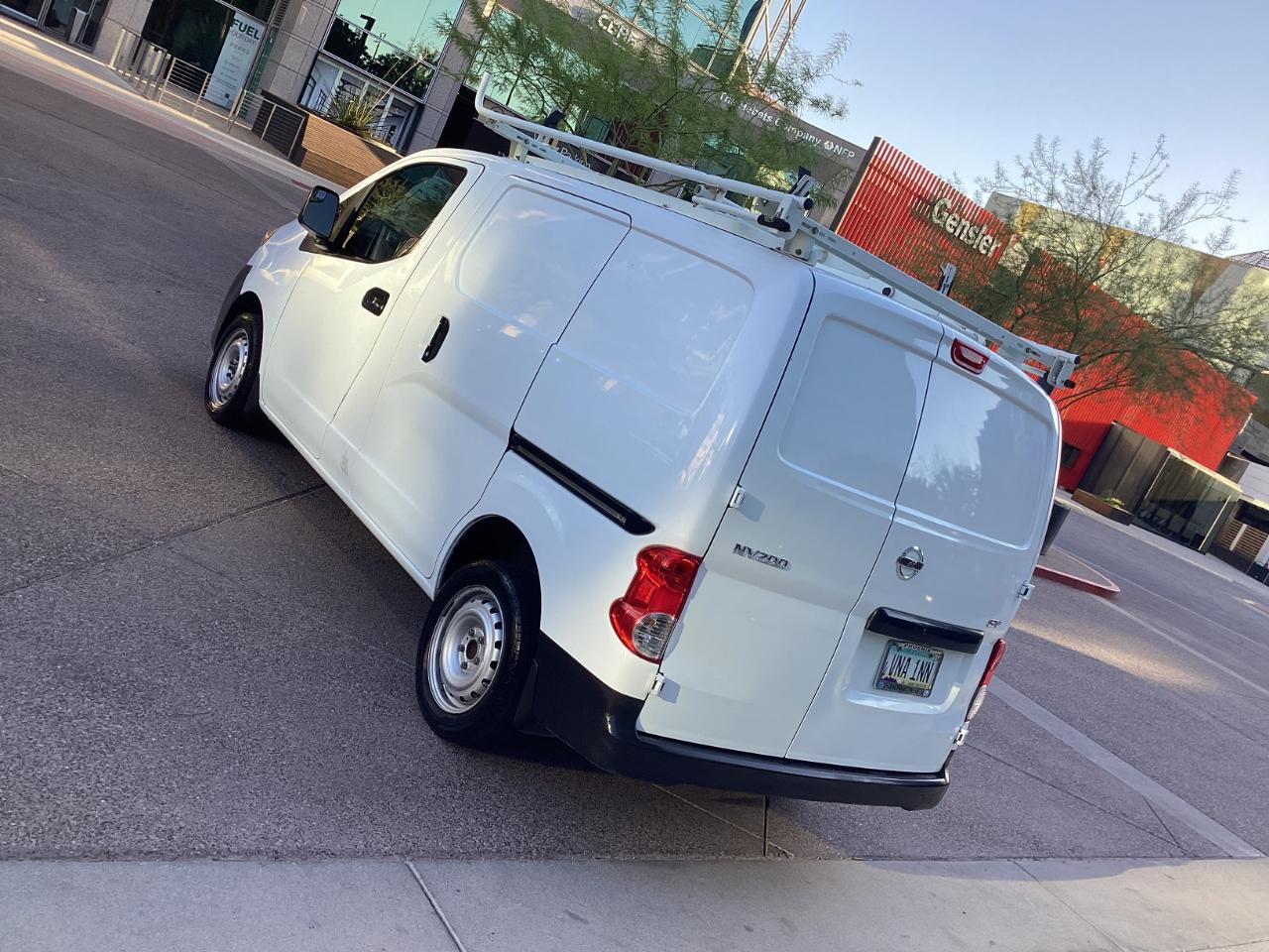 Nissan NV200 SV 2015