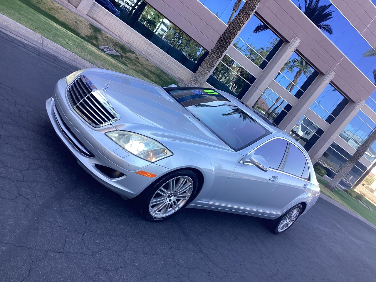 Mercedes-Benz S-Class S550 2007