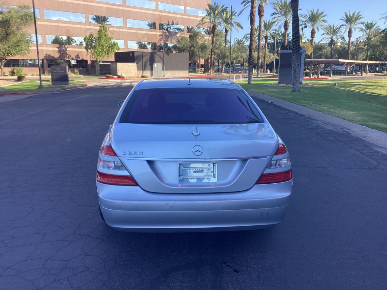Mercedes-Benz S-Class S550 2007