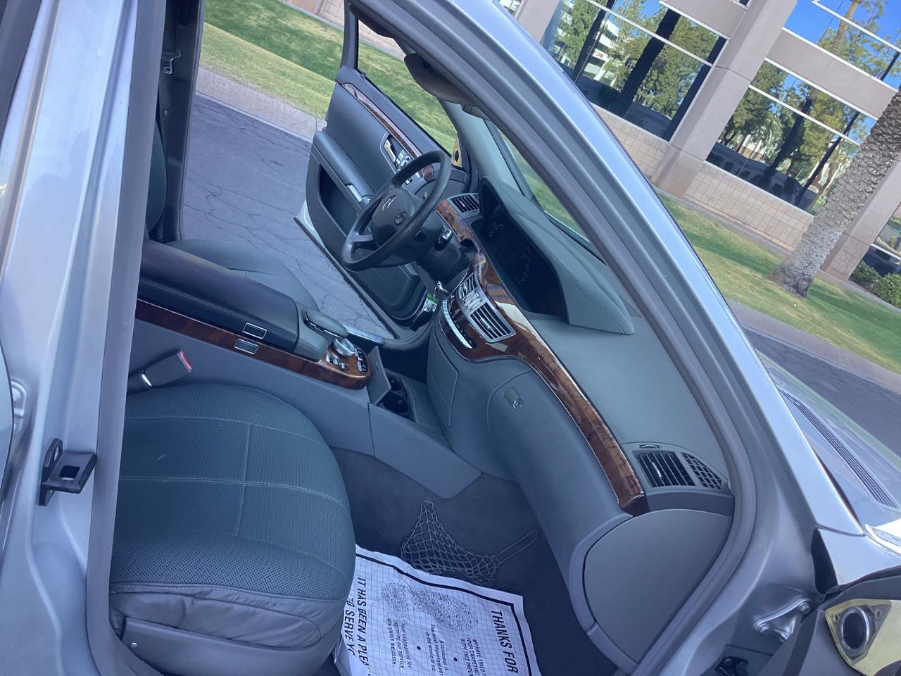 Mercedes-Benz S-Class S550 2007