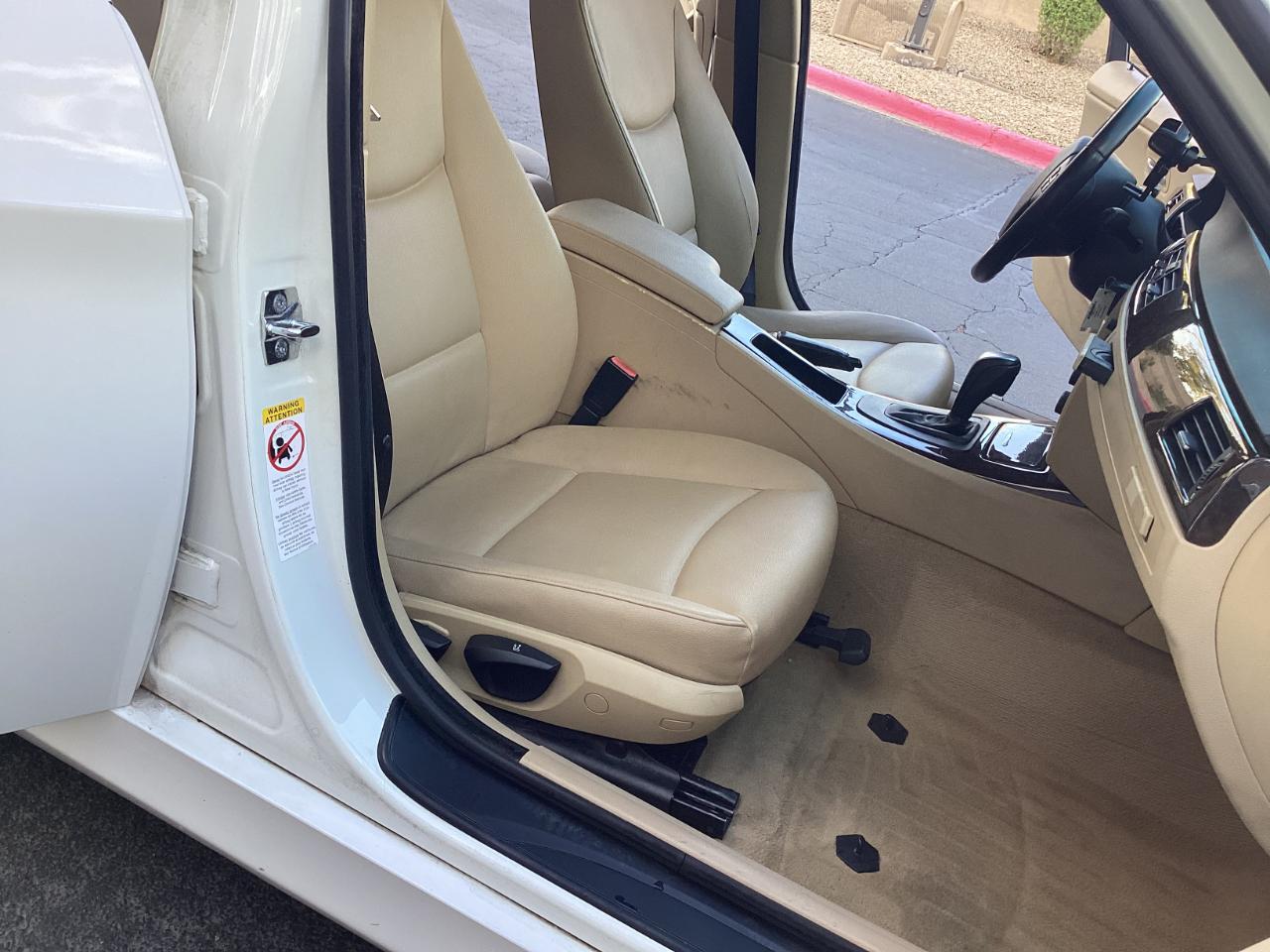 BMW 3-Series 325i Sedan 2006