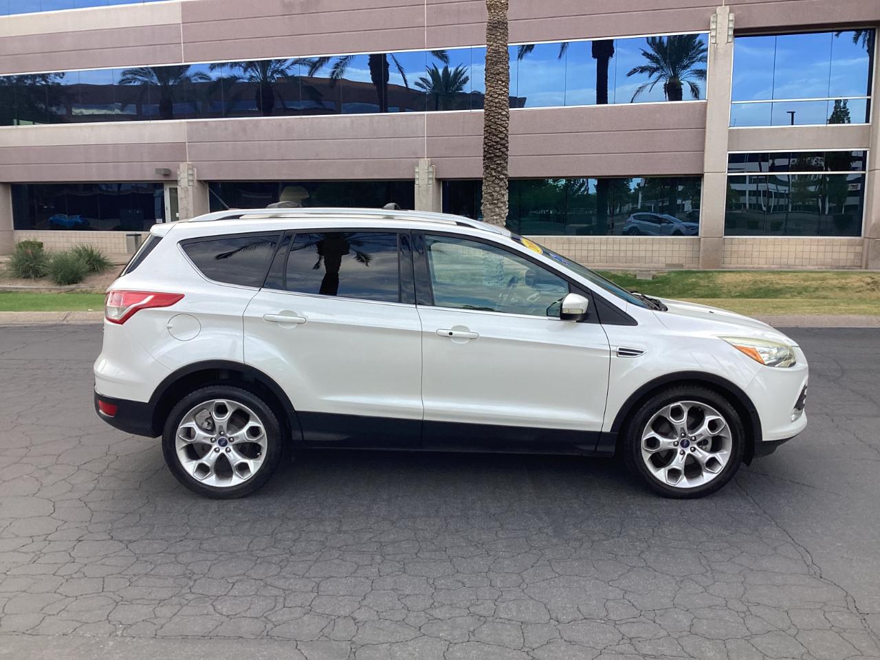 Ford Escape Titanium FWD 2014