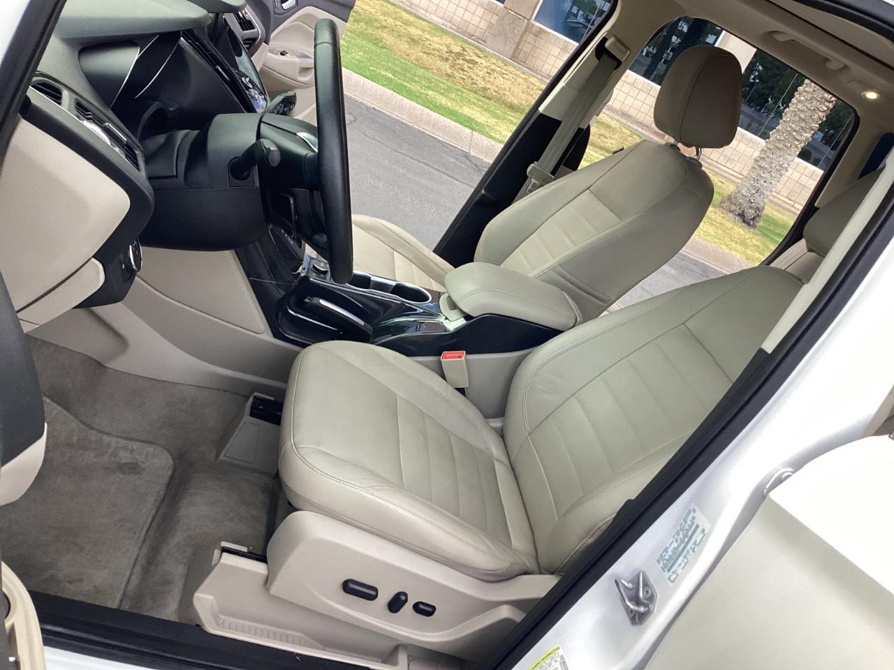 Ford Escape Titanium FWD 2014