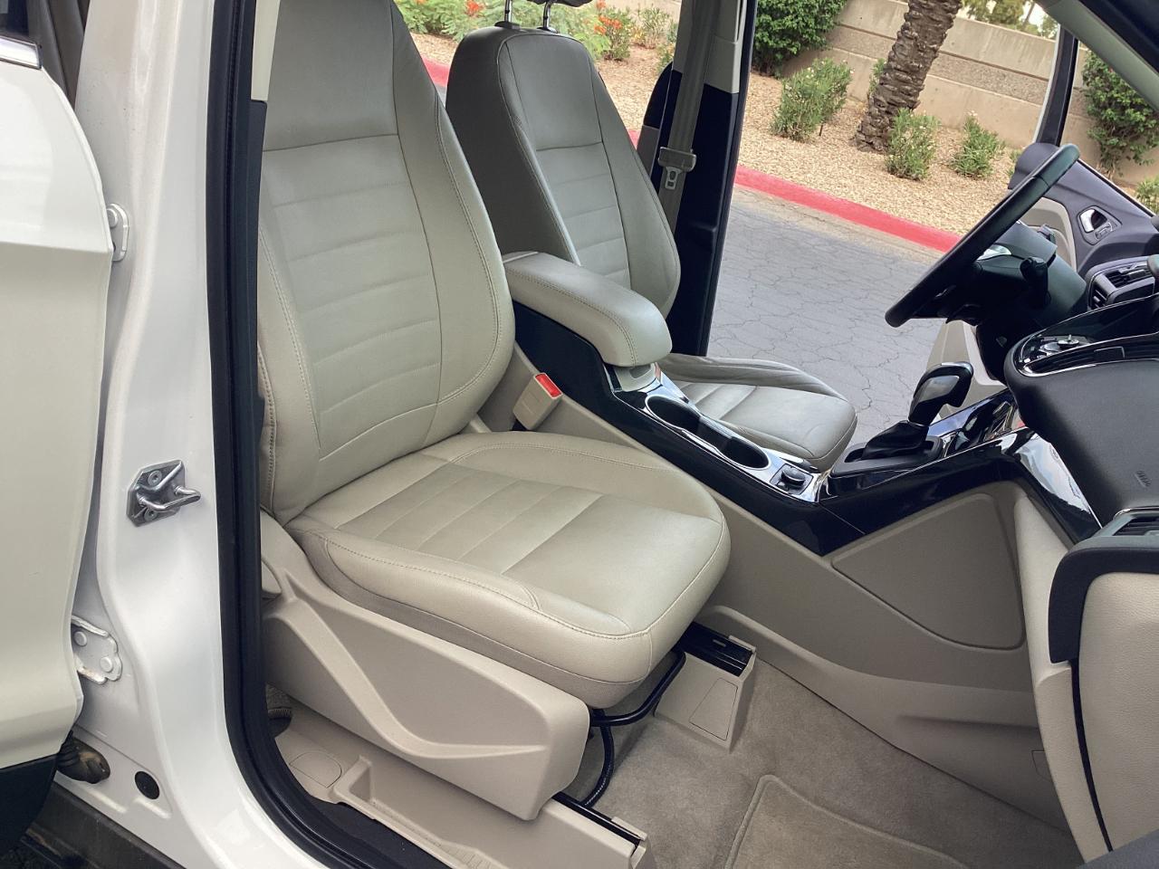 Ford Escape Titanium FWD 2014