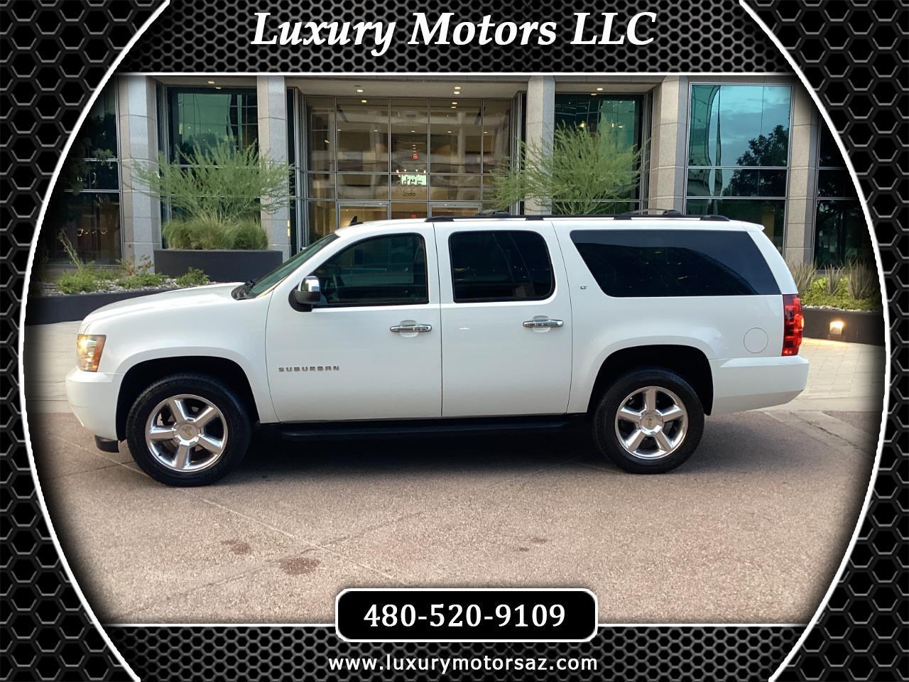 Chevrolet Suburban LT 1500 4WD 2012