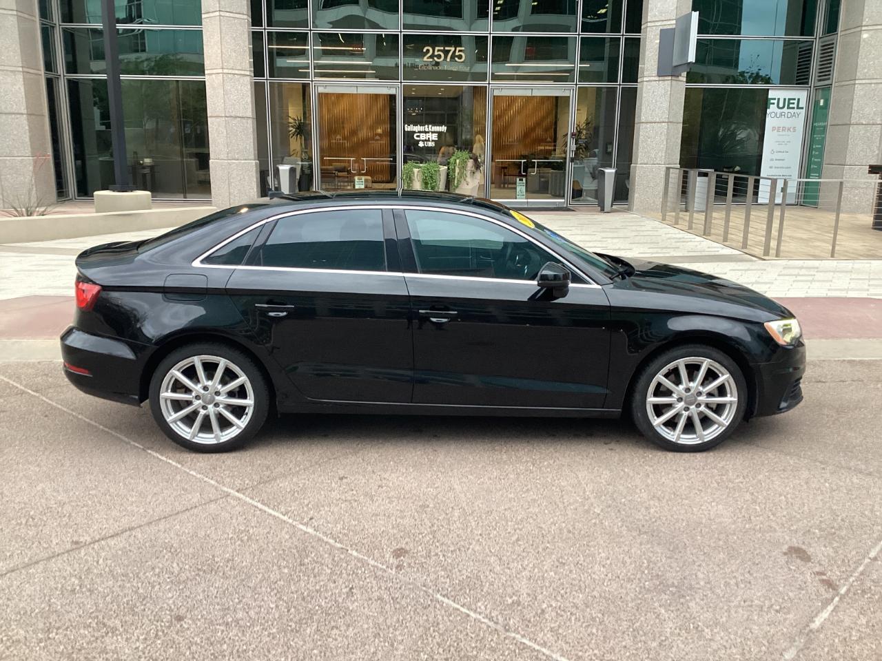 Audi A3 1.8T Premium FWD S tronic 2015