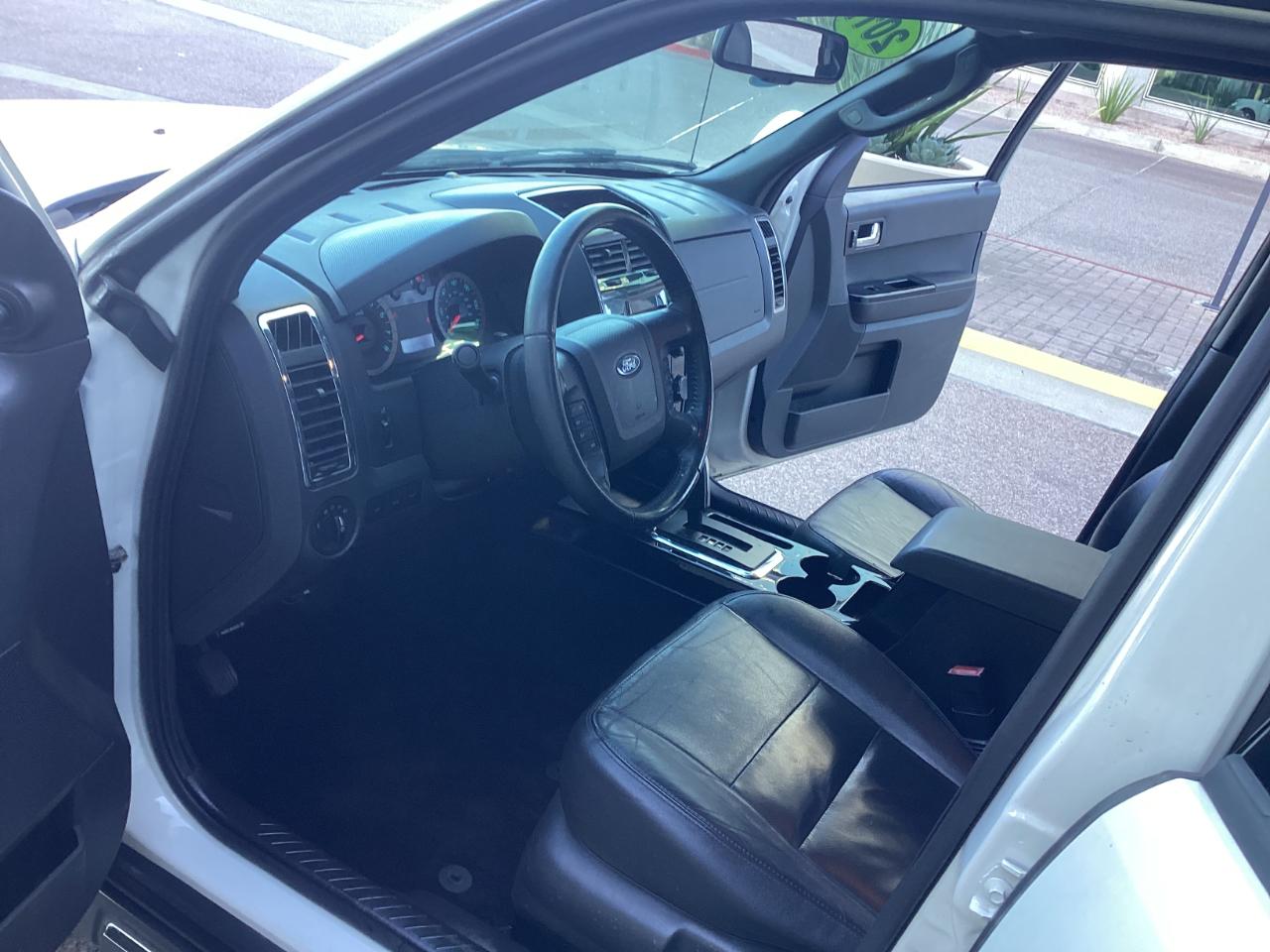 Ford Escape Limited 4WD 2011
