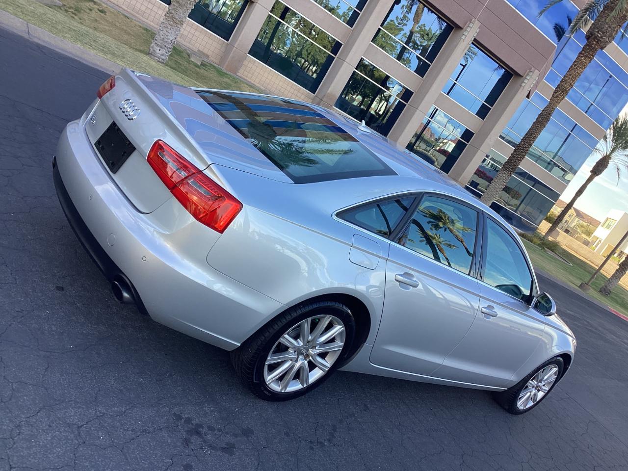 Audi A6 2.0T Premium Sedan FrontTrak Multitronic 2013