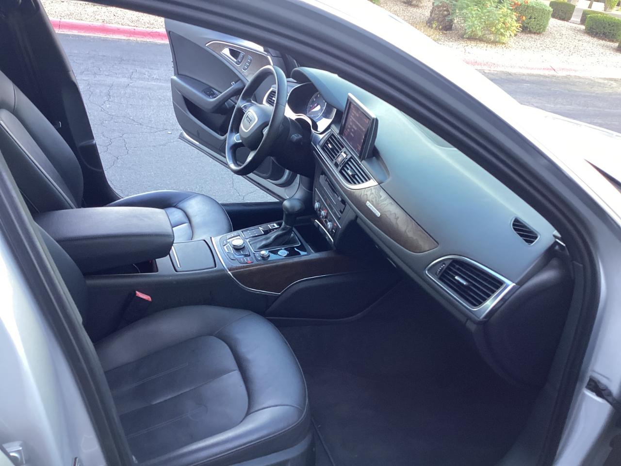 Audi A6 2.0T Premium Sedan FrontTrak Multitronic 2013