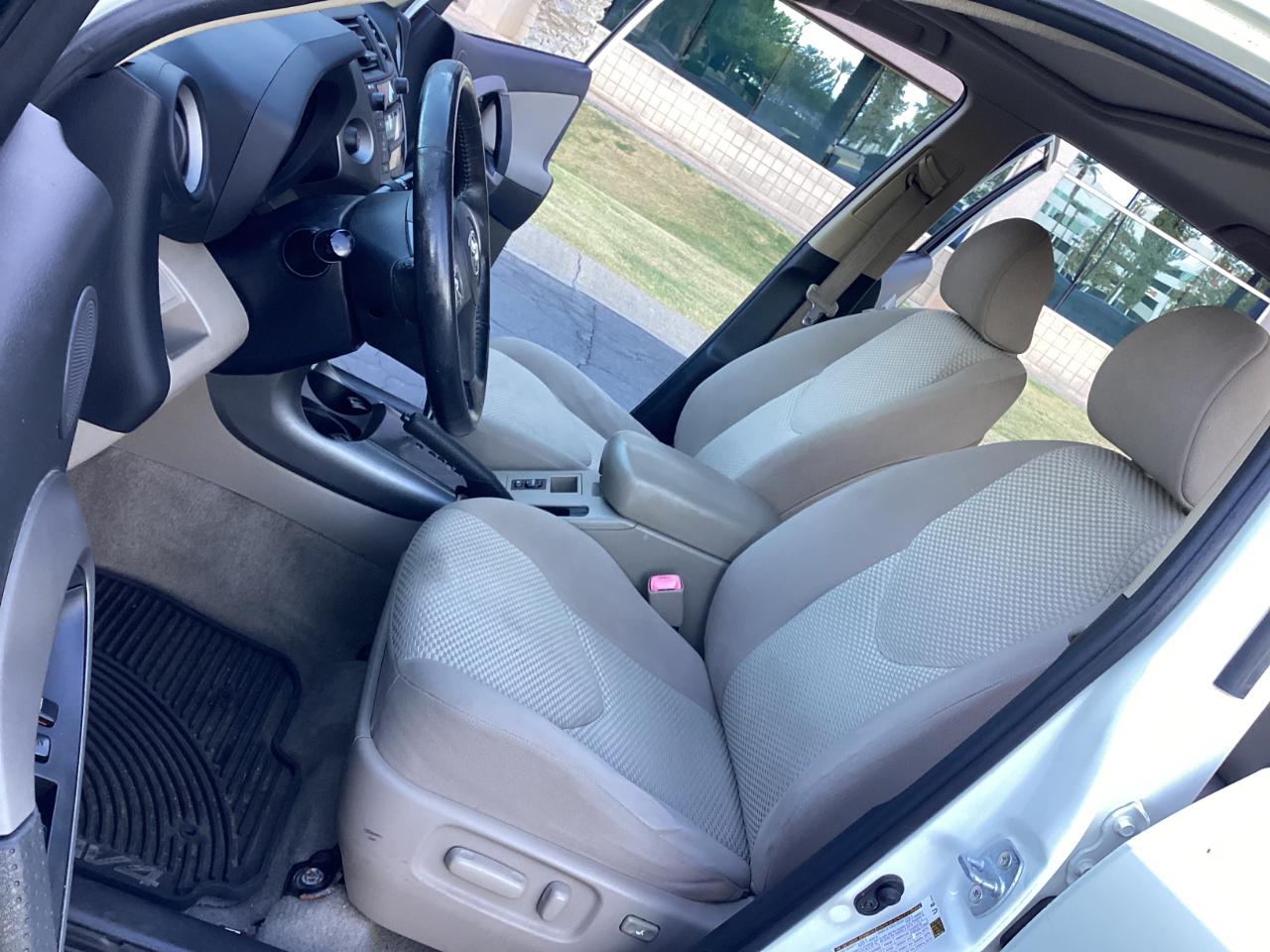 Toyota RAV4 Limited I4 4WD 2007