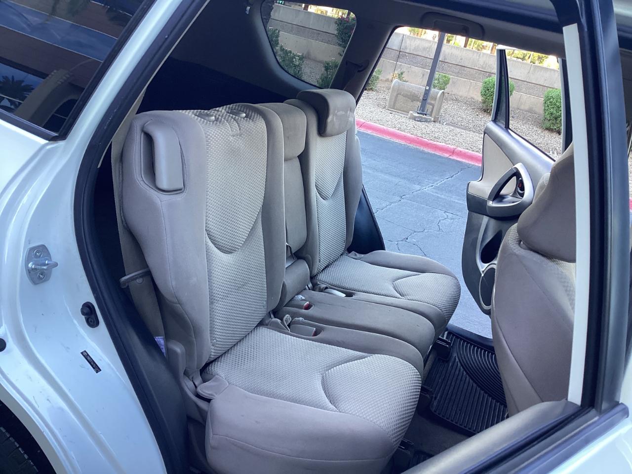 Toyota RAV4 Limited I4 4WD 2007