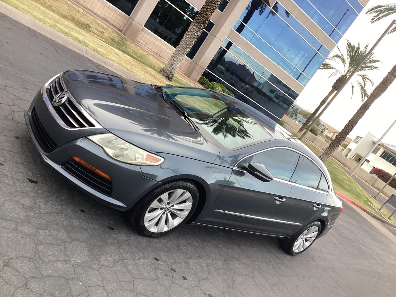 Volkswagen CC Sport PZEV 2011