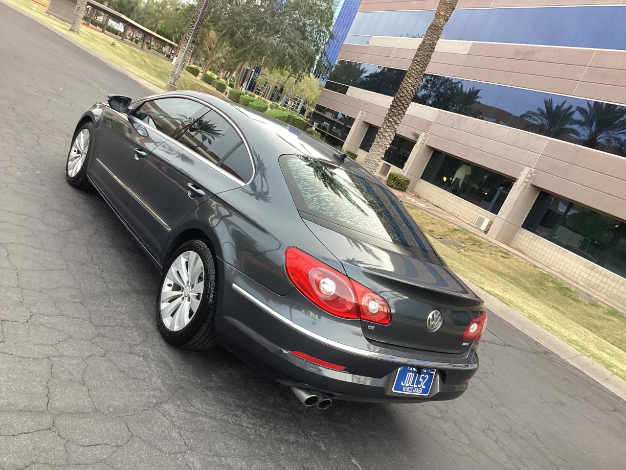 Volkswagen CC Sport PZEV 2011