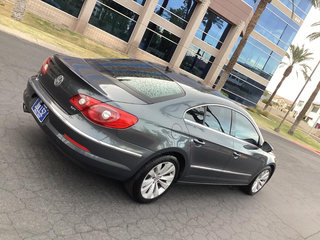 Volkswagen CC Sport PZEV 2011