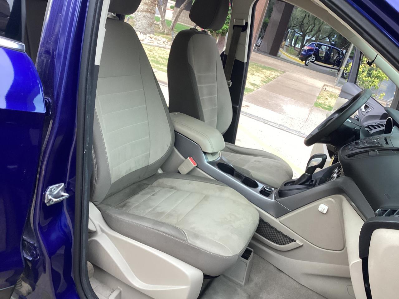 Ford Escape SE FWD 2016