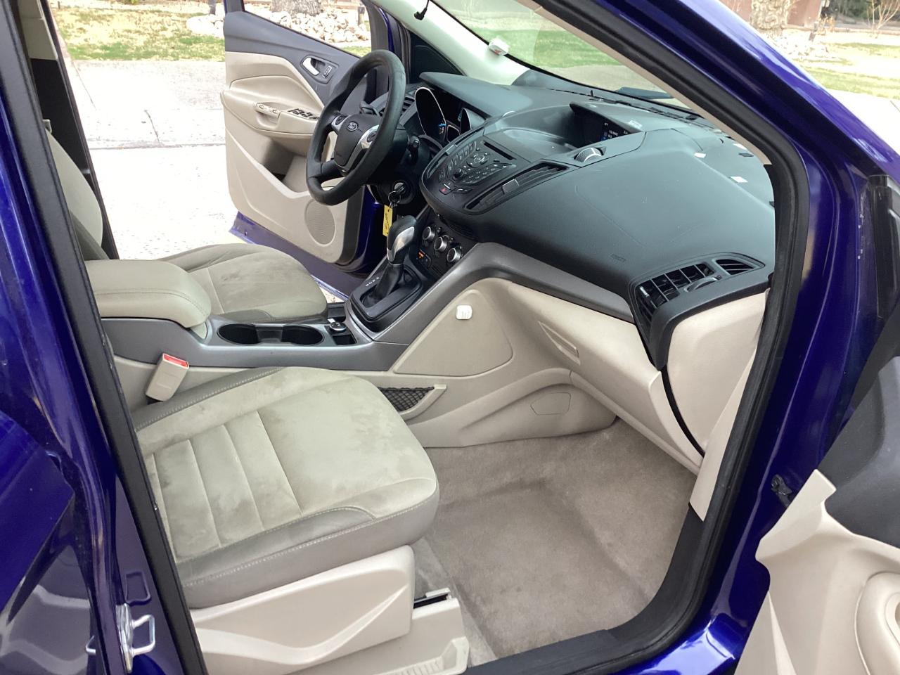 Ford Escape SE FWD 2016