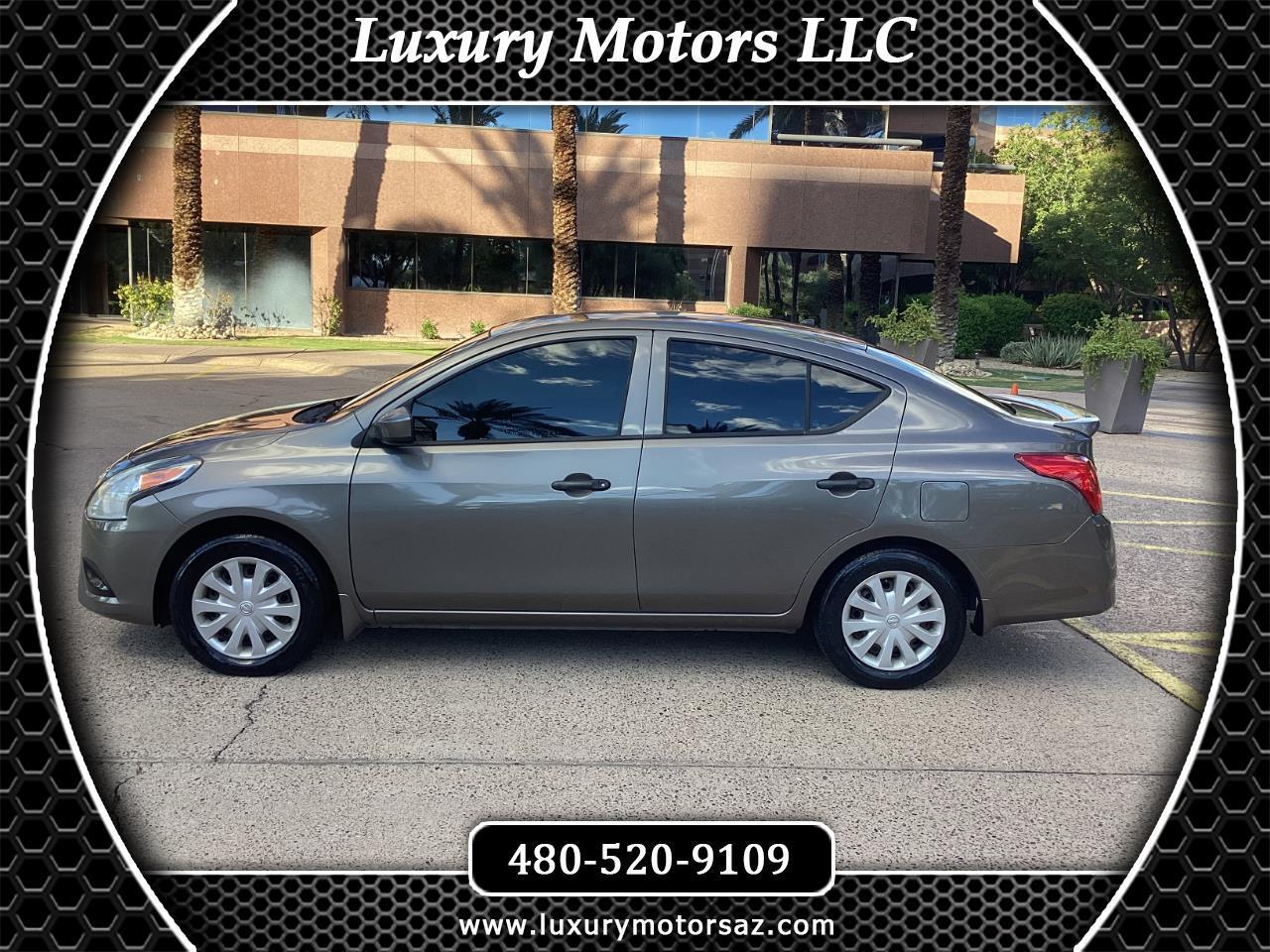 Nissan Versa 1.6 S 5M 2017