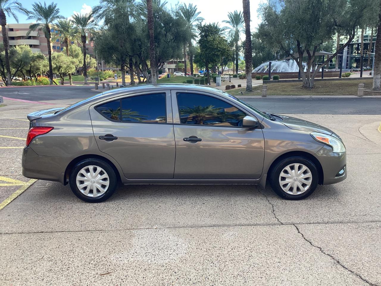 Nissan Versa 1.6 S 5M 2017