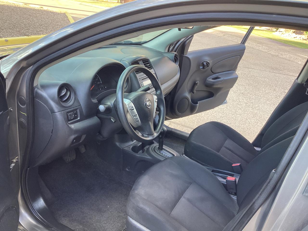 Nissan Versa 1.6 S 5M 2017