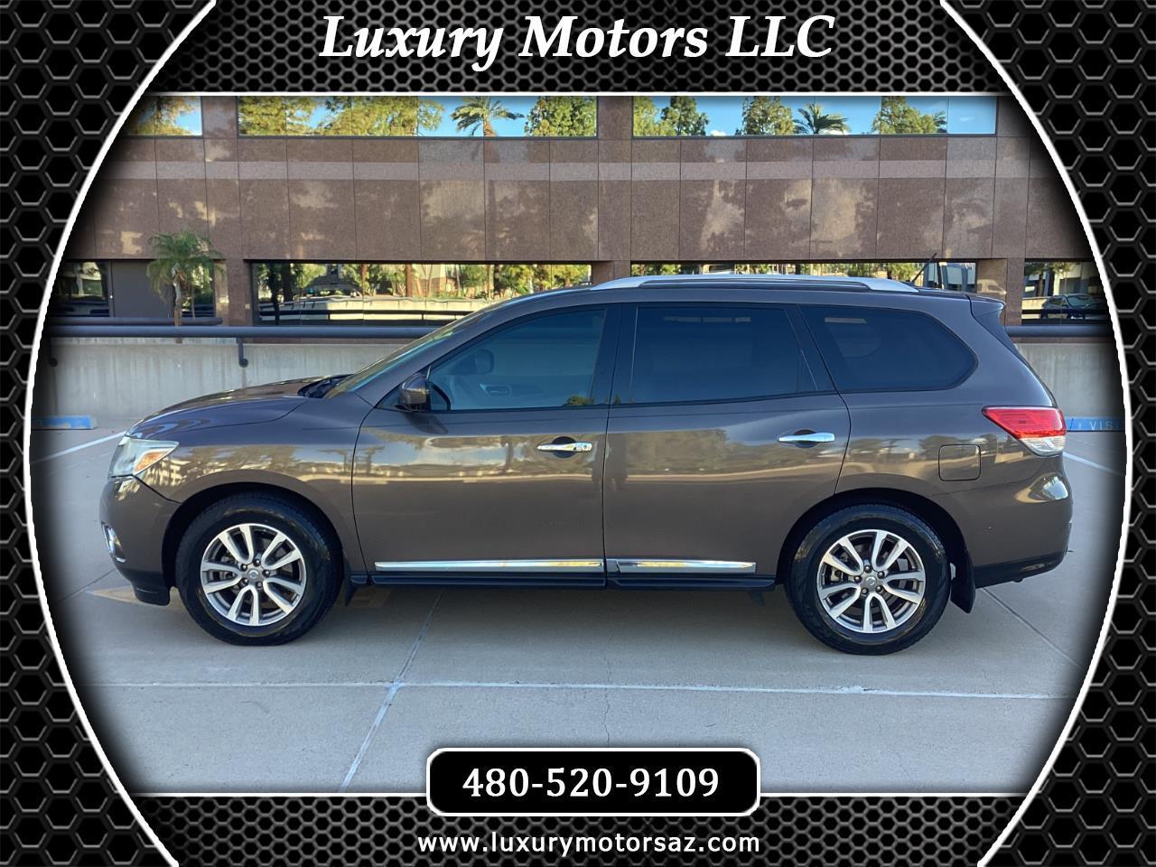 Nissan Pathfinder SV 2WD 2015