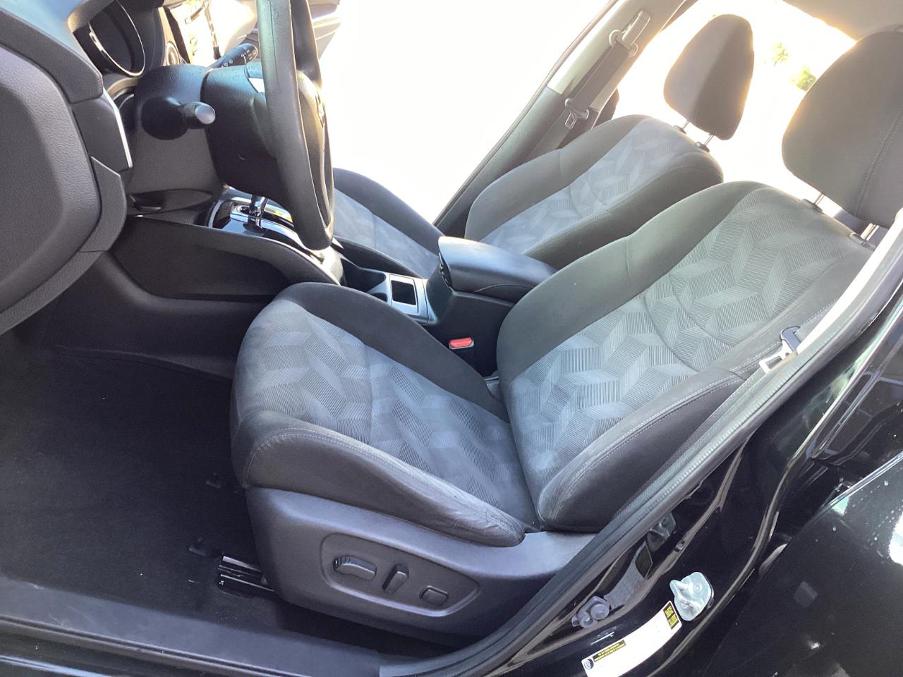Nissan Rogue S 2WD 2016