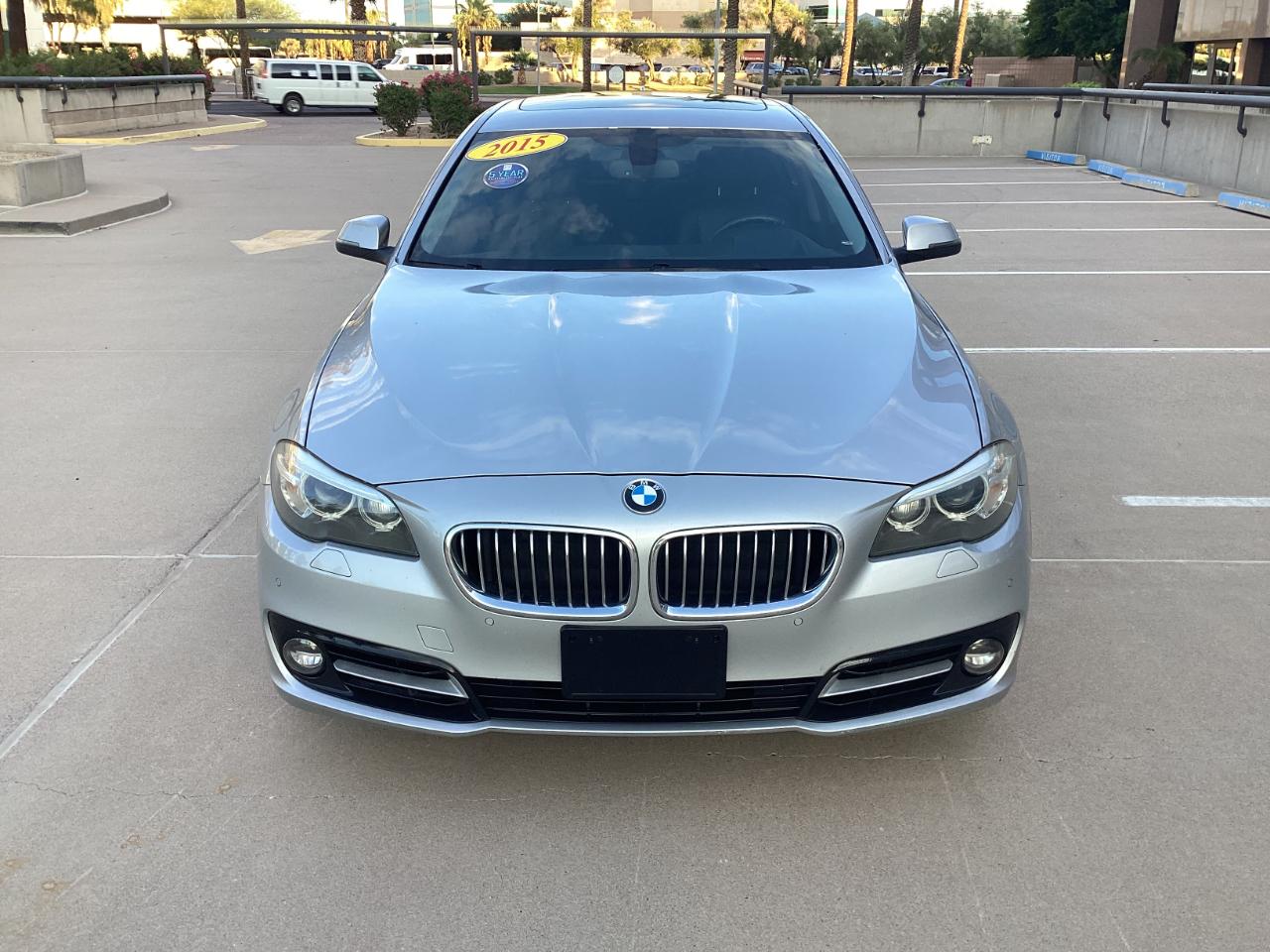 BMW 5-Series 528i 2015