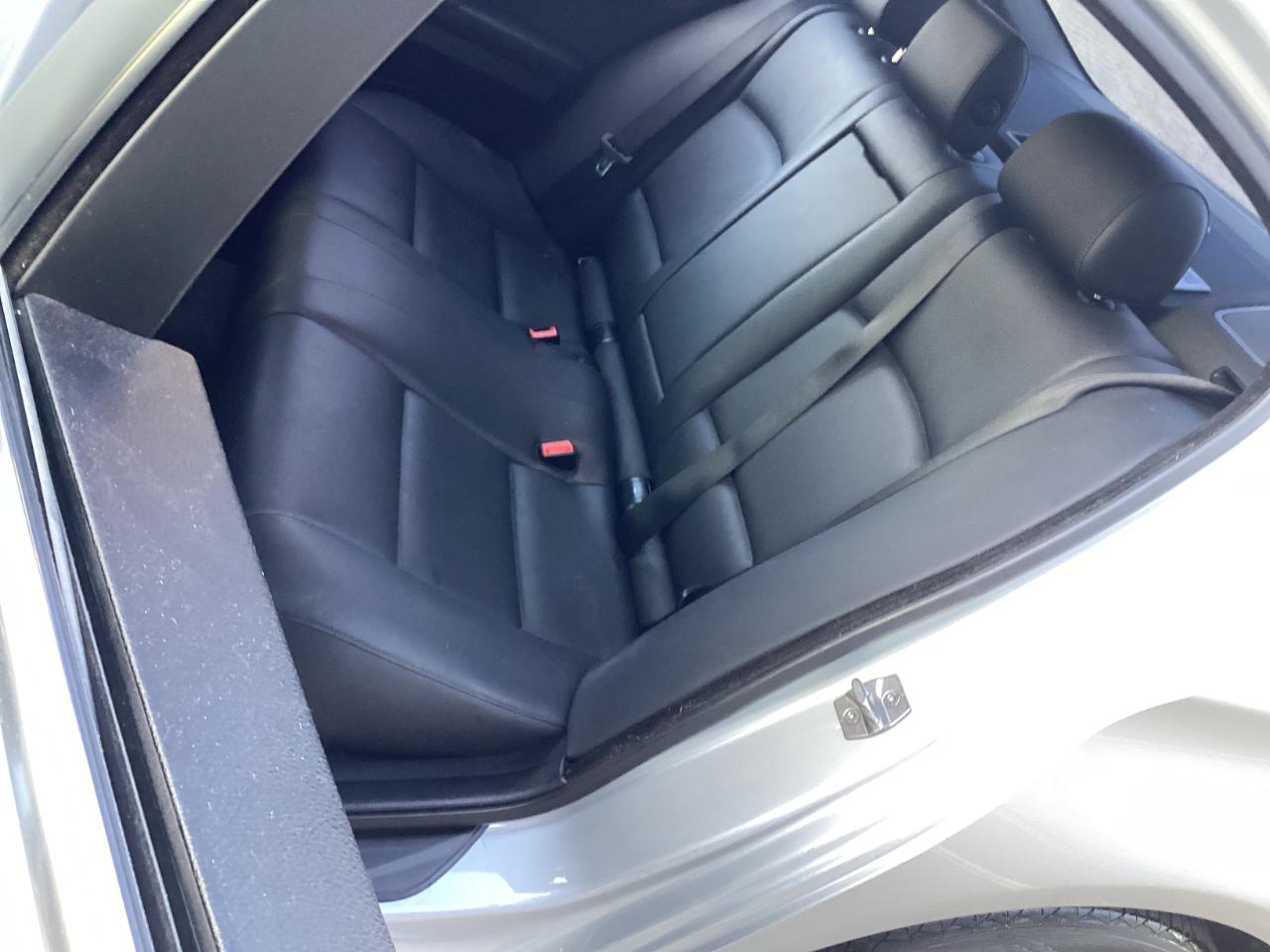 BMW 5-Series 528i 2015
