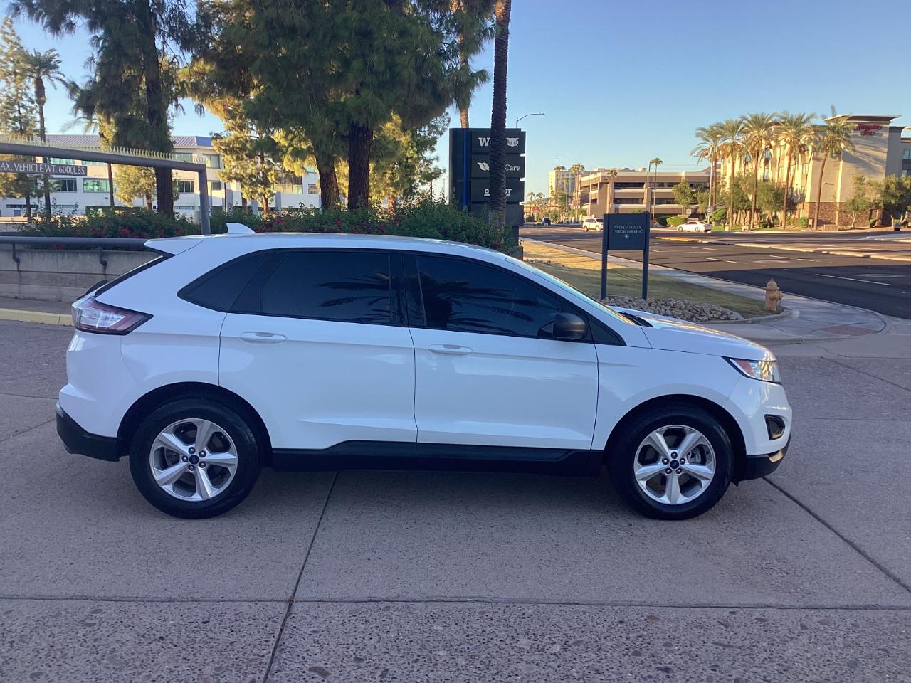 Ford Edge SE FWD 2015