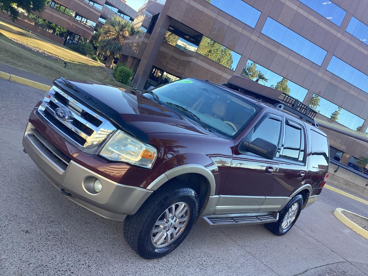Ford Expedition XLT 4WD 2012