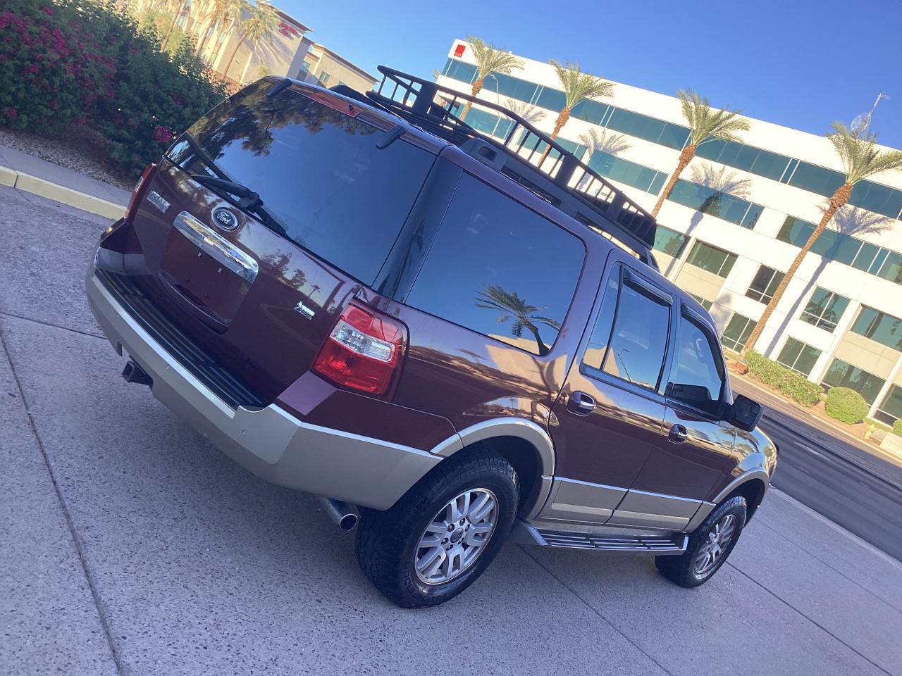 Ford Expedition XLT 4WD 2012
