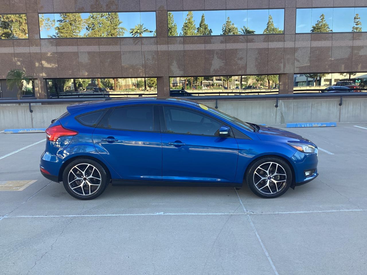 Ford Focus SEL Hatch 2018