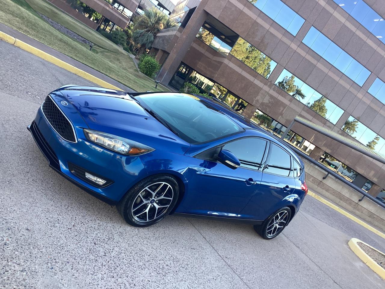 Ford Focus SEL Hatch 2018