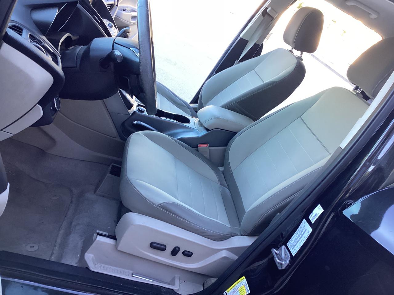 Ford Escape SE FWD 2014