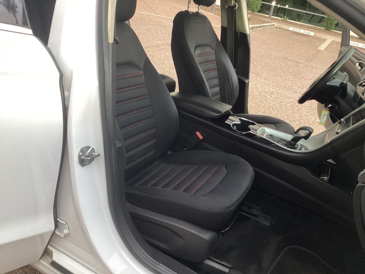 Ford Fusion SE 2014