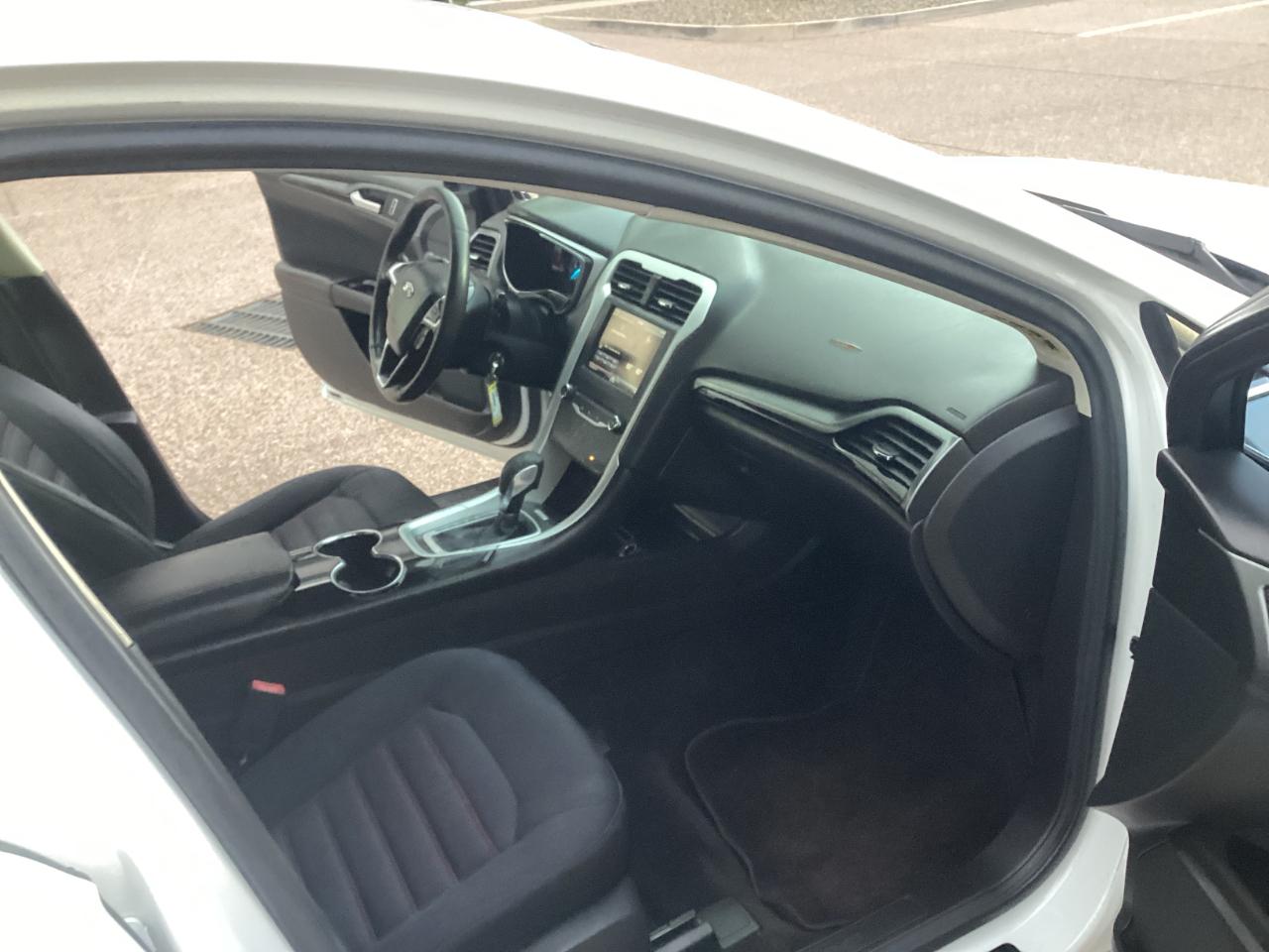 Ford Fusion SE 2014