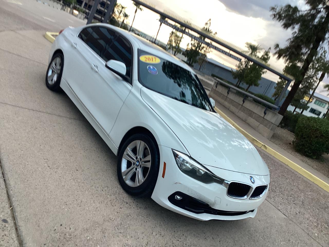 BMW 3-Series 330i SULEV Sedan 2017