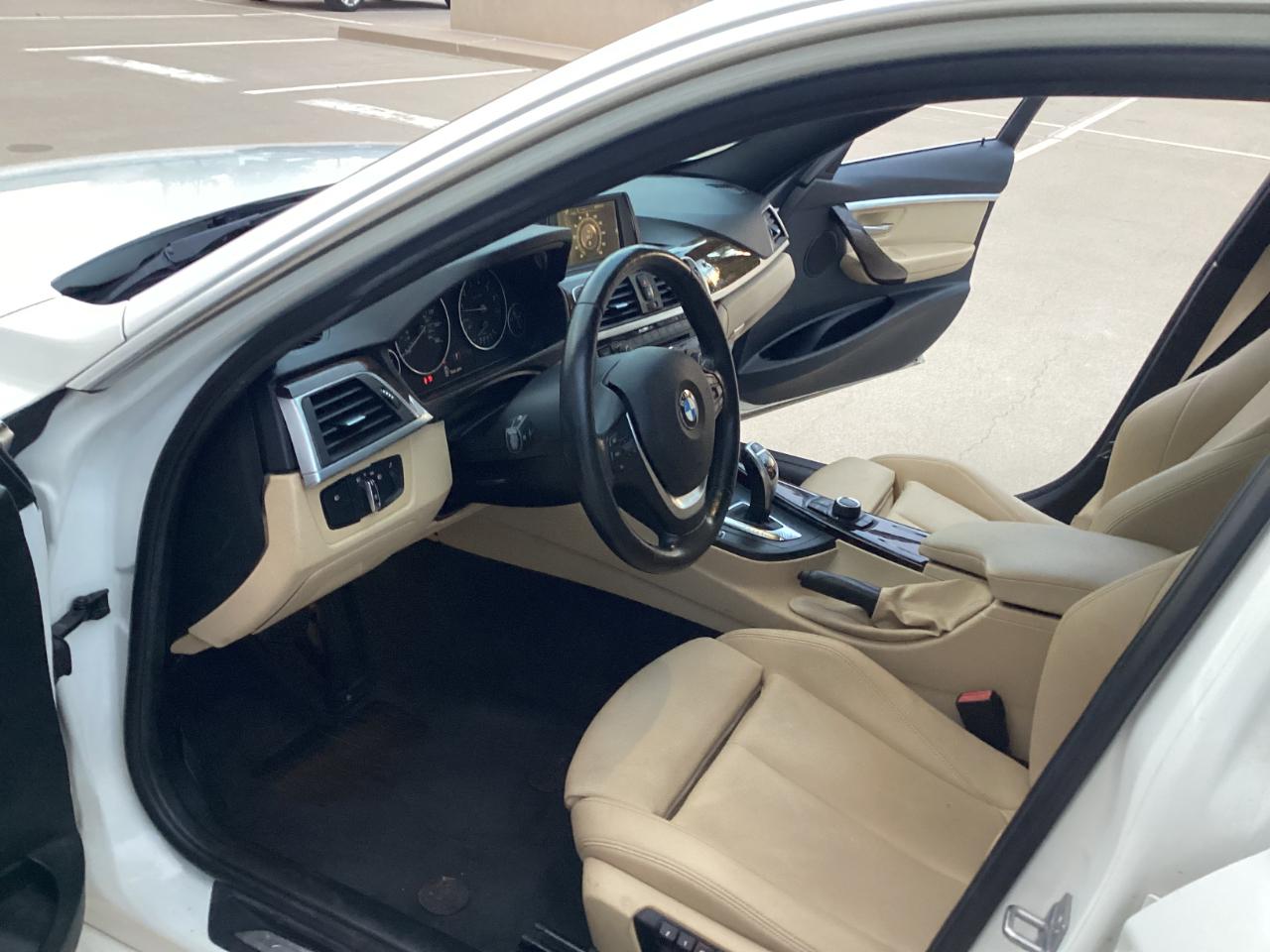 BMW 3-Series 330i SULEV Sedan 2017