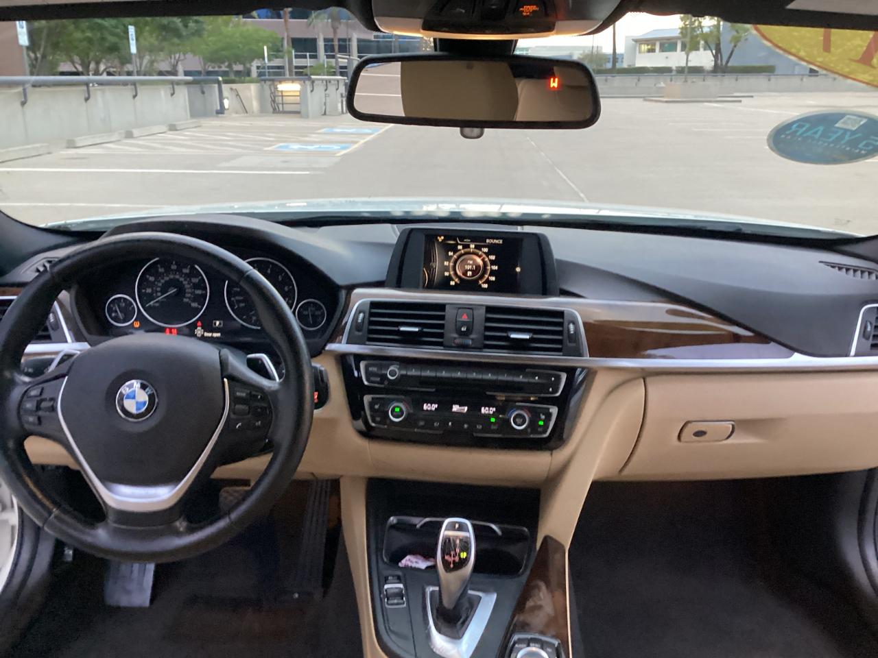 BMW 3-Series 330i SULEV Sedan 2017