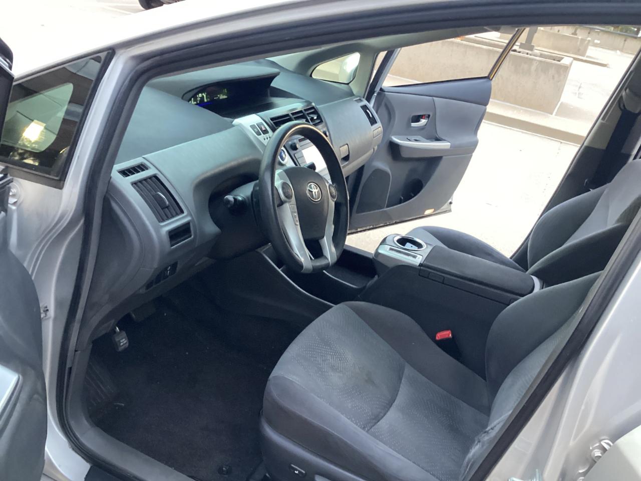 Toyota Prius V Three 2014