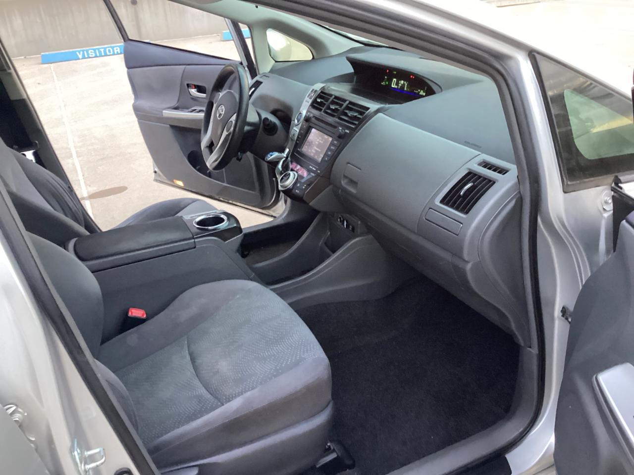 Toyota Prius V Three 2014