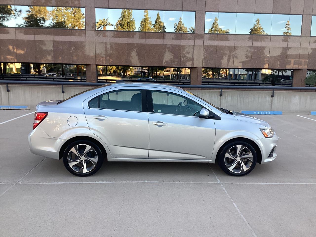 Chevrolet Sonic Premier Auto Sedan 2019