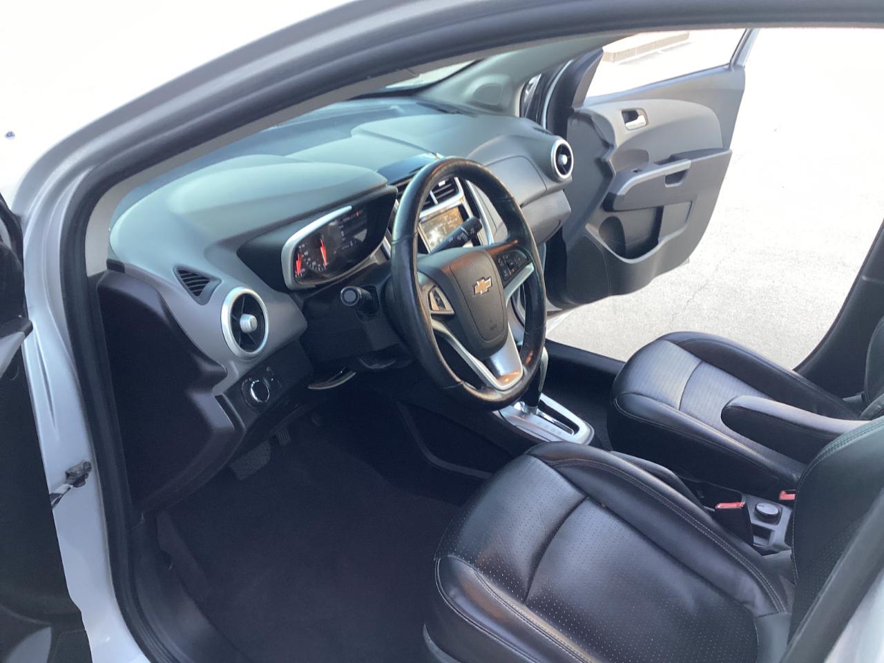 Chevrolet Sonic Premier Auto Sedan 2019