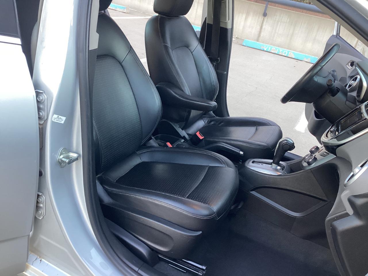 Chevrolet Sonic Premier Auto Sedan 2019